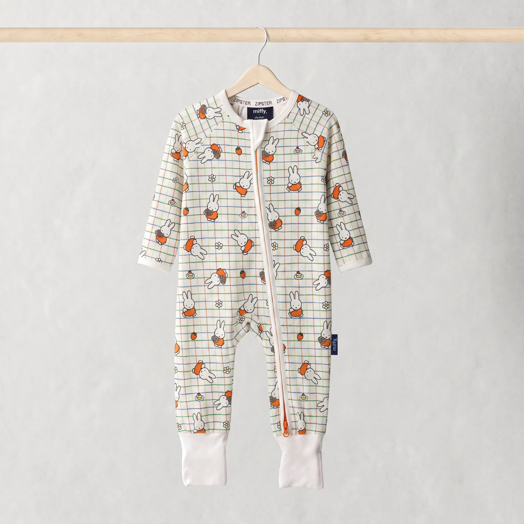 ZIPSTER x Miffy Μπλουζάκι μωρού από μπαμπού Checkered Bloom, όψη από μπροστά